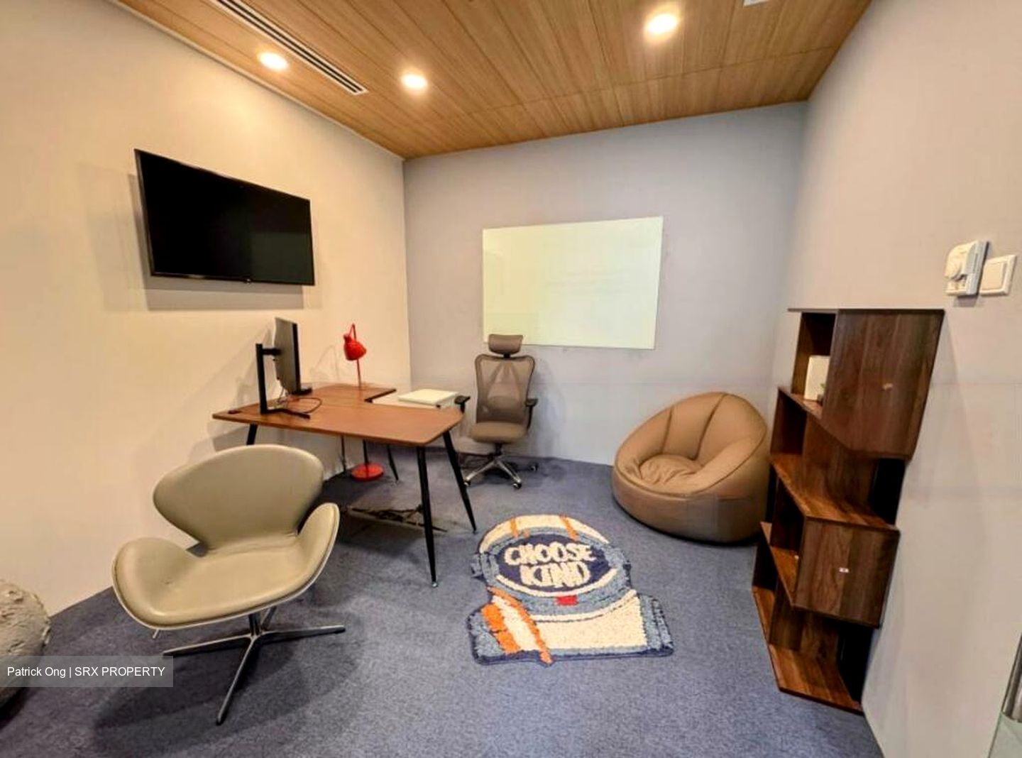 Samsung Hub (D1), Office #476525481